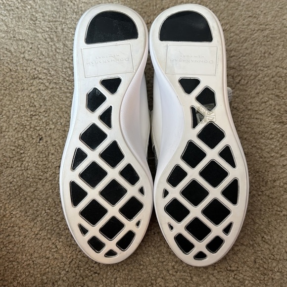 NEW! Women's Donna Karan White Silver Sparkly Cory Slip-On Sneaker - Size 10 📦 - Picture 7 of 12